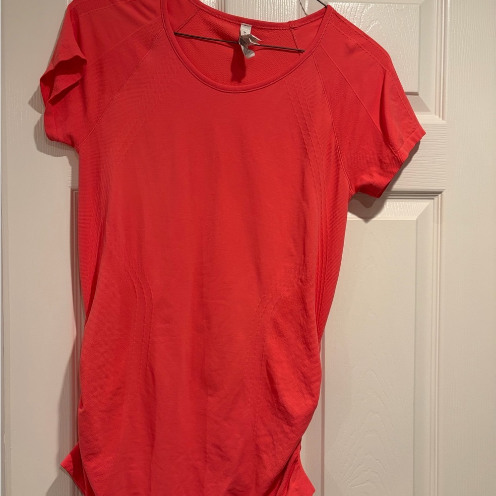 Athleta Bright Red Short Sleeve Performance Tee